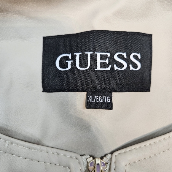 Guess Cream Faux Leather Perforated Flounce Lightweight Jacket Size XL Women's - Picture 11 of 14